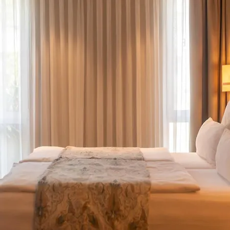 Frühstückspension Berliner Hof Bed&bike 3*
